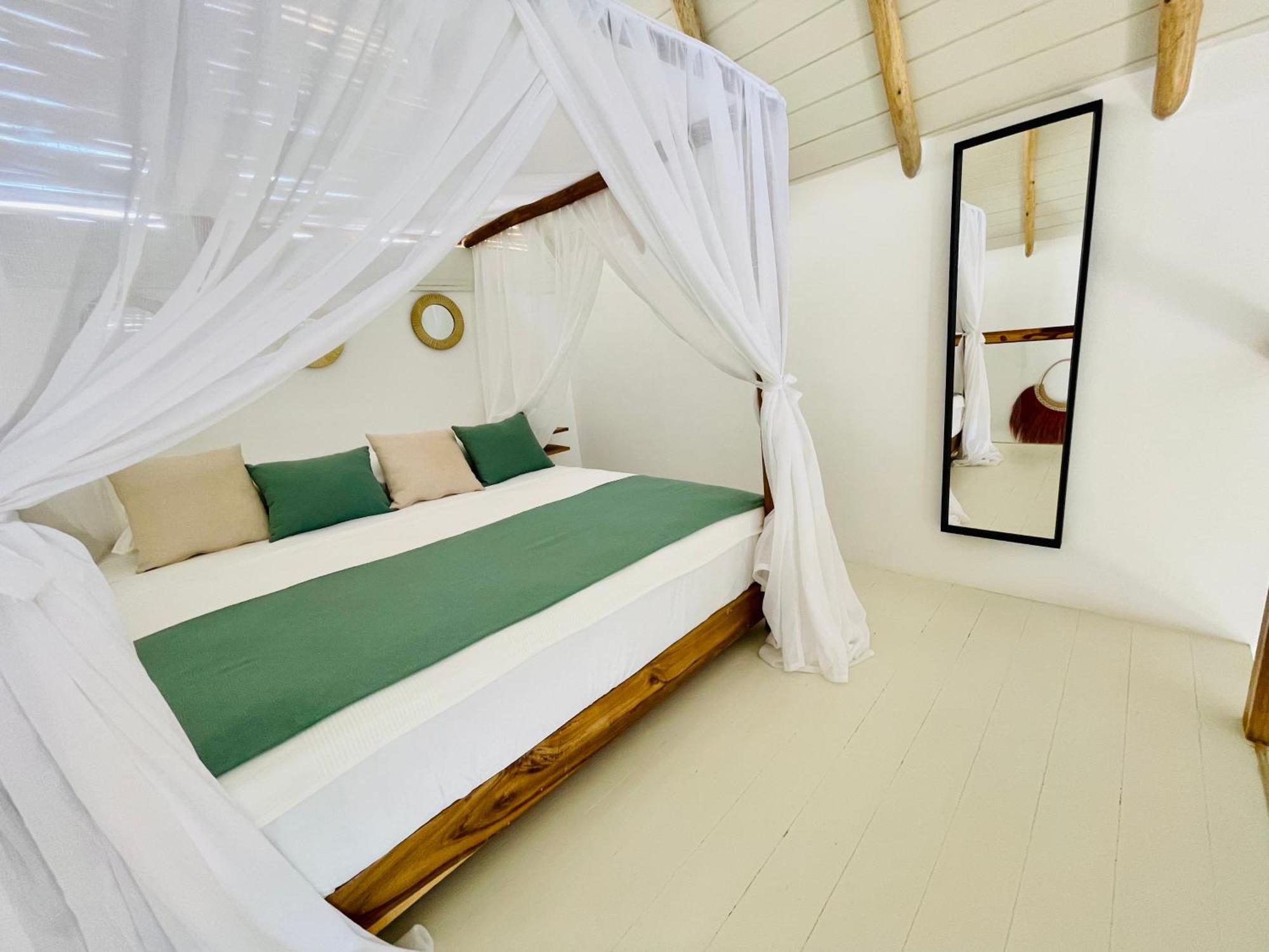Leeloo Boutique Hotel 라스테레나스 외부 사진