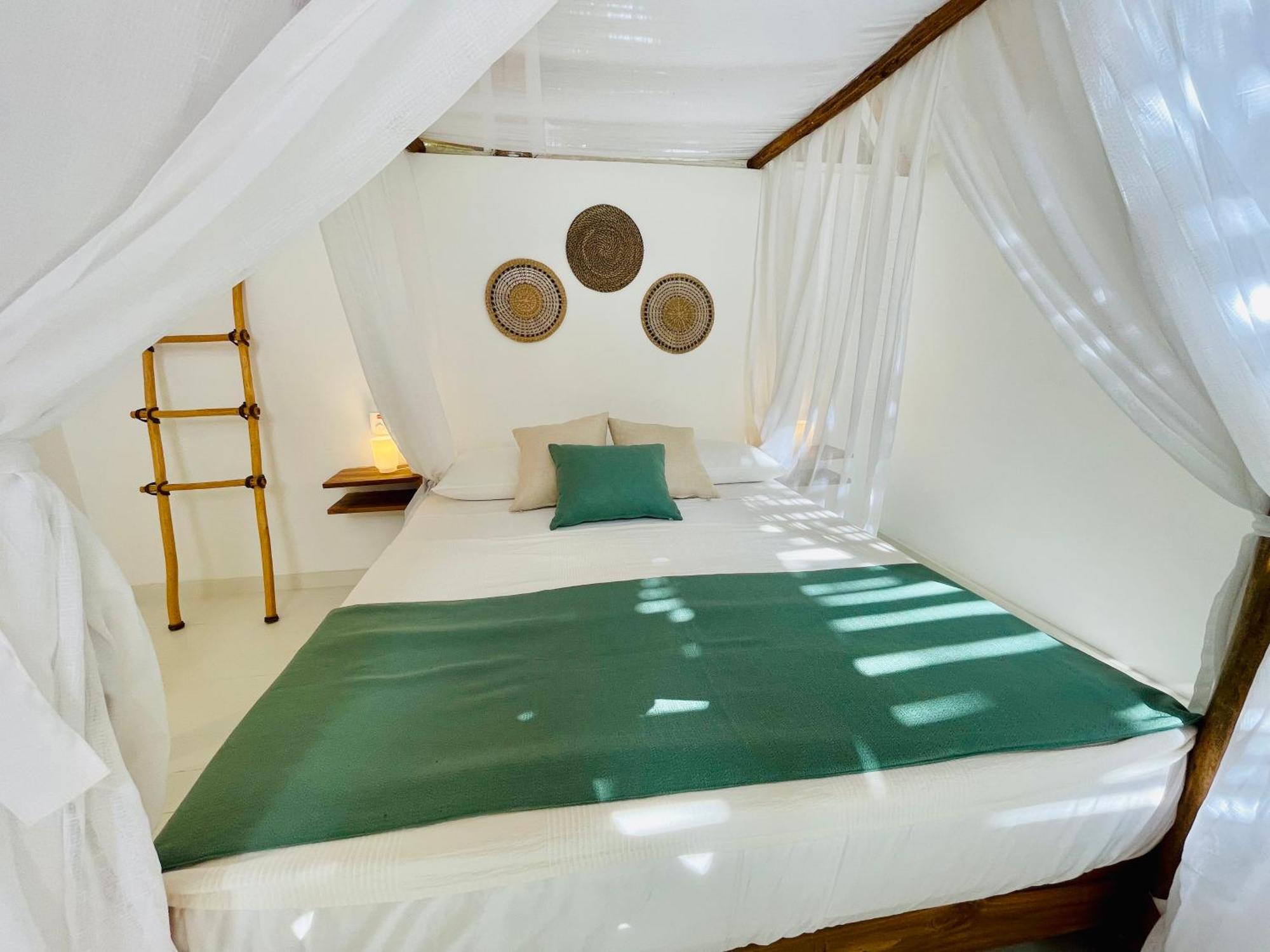 Leeloo Boutique Hotel 라스테레나스 외부 사진